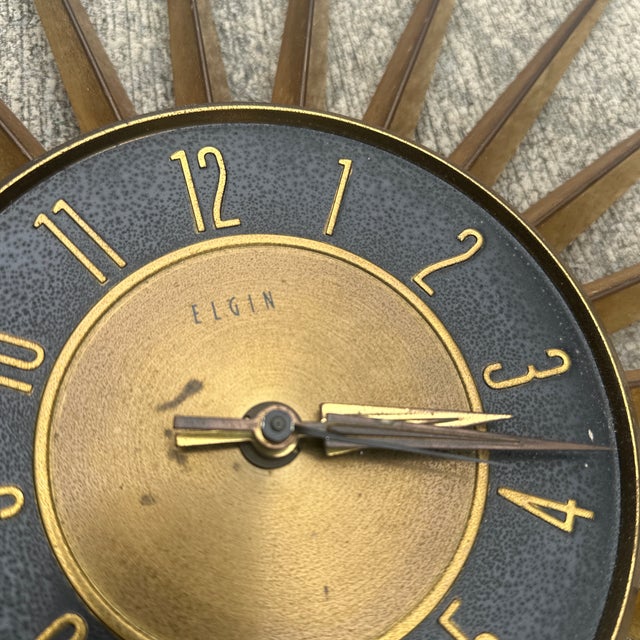 Mid-Century Modern 1950s Elgin Starburst/Sunburst Brass Wall Clock For Sale - Image 3 of 8