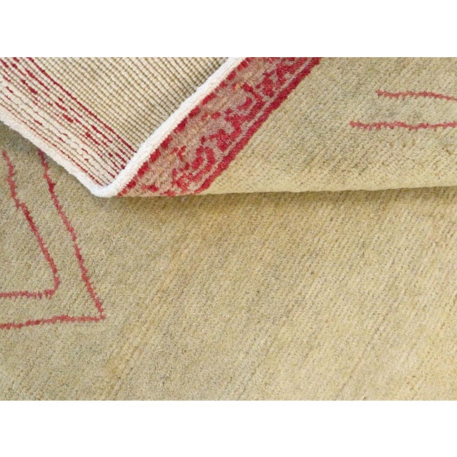 Galerie Shabab Collection Mid-20th Century Turkish Anatolian Accent Rug For Sale - Image 9 of 9