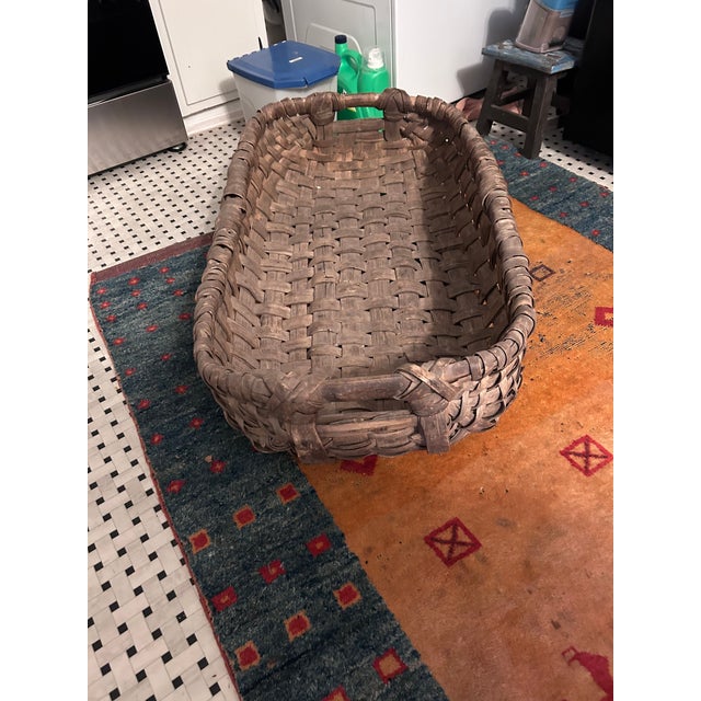 Exquisite farmhouse 1800’s early 1900’s working basket with flat wood splints. Probably used for market transport in...