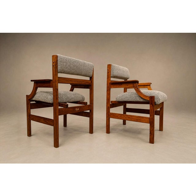 Textile Brazilian Modern Pair of Armchairs in Caviúna Wood & Performance Boucle, Brazil, 1960s - Lot 103B For Sale - Image 7 of 18