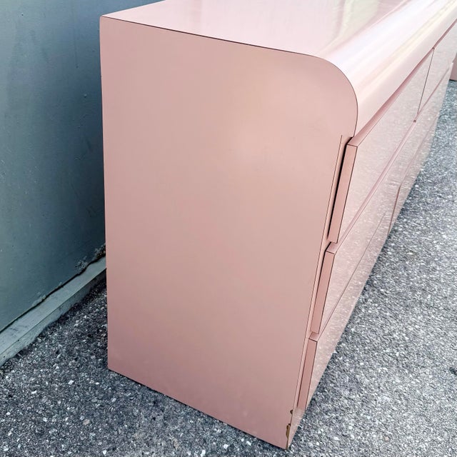 Postmodern Pink Gloss Laminate Waterfall Dresser For Sale In West Palm - Image 6 of 12