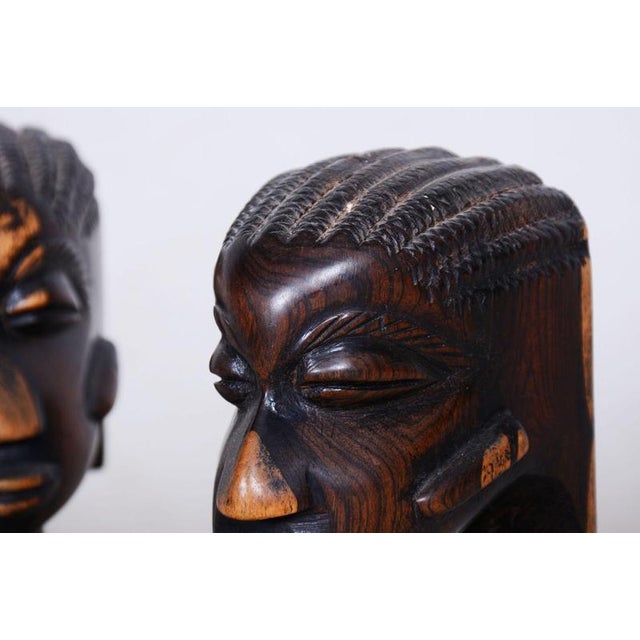 1920s Vintage African Bookends in Lacquered Ebony, 1920s, Set of 2 For Sale - Image 5 of 11