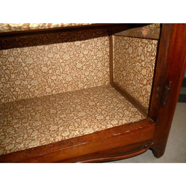 Antique Walnut Buffet from Piedmont, 1800s For Sale - Image 11 of 17