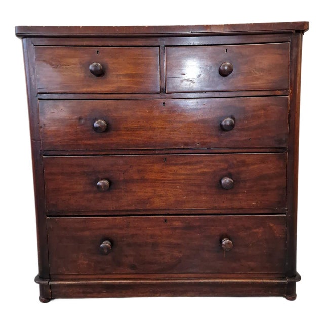 Large Antique Chest of Drawers in Mahogany For Sale