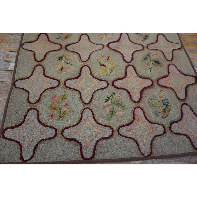 Gray Splendid Gray Color With Oval and Florid Design Antique American Hooked Rug For Sale - Image 8 of 10