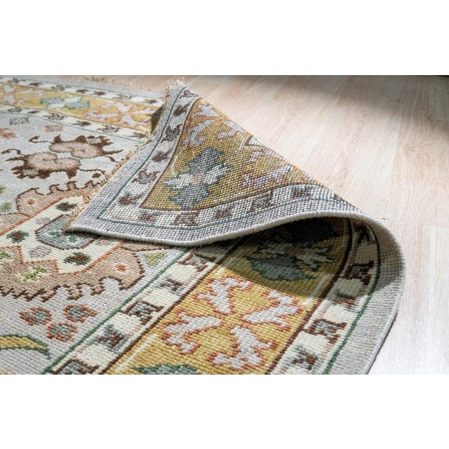 Contemporary 8x10 Gray Hand-Knotted Wool Botanical Accent Border Geometric Modern Carpet Rug For Sale - Image 3 of 5