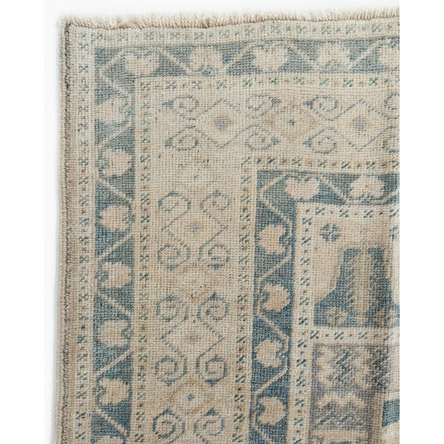 1940s Vintage Beige Turkish Oushak Area Rug 5'8 X 9'6 For Sale - Image 5 of 12