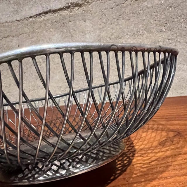 For your consideration, a vintage 1960s Gorham silver-plated hexagonal wire basket (specifically model number YC 746)....