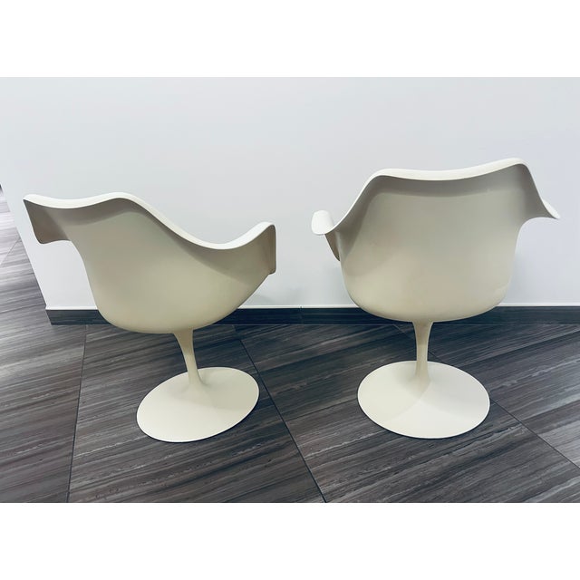 Authentic Eero Saarinen for Knoll Tulip Dining Arm Chairs 1956 Mid Century Modern For Sale - Image 9 of 10