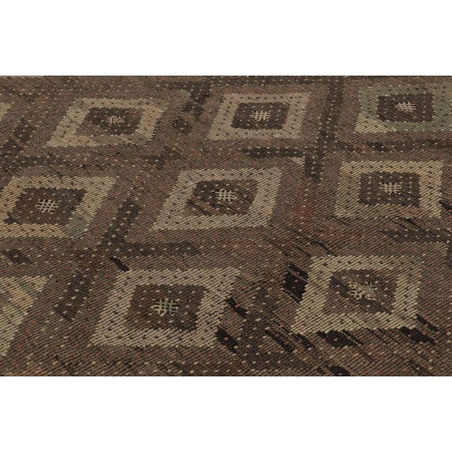 Traditional Vintage Turkish Kilim in Brown With Diamond Lattice Patterning - Rug & Kilim For Sale - Image 3 of 10