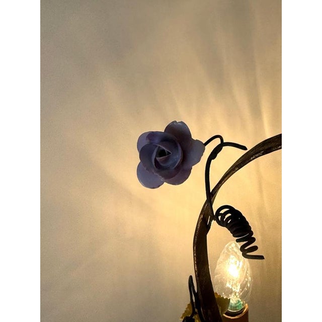 Italian Gilt Iron Five-Light Chandelier with Porcelain Flowers, 1930 For Sale - Image 4 of 18