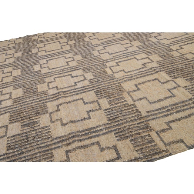 11 X 14 Contemporary Dhurrie Designed Natural Jute Rug For Sale - Image 9 of 9