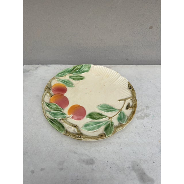 Small German Majolica Apples Plate Circa 1920.