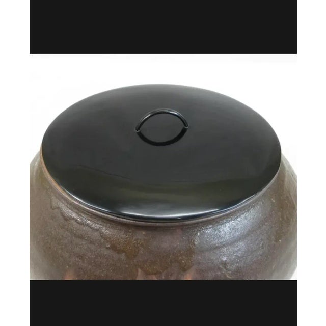 19th Century Japanese Wabi-Sabi Mizusashi Tea Ceremony Water Vessel For Sale - Image 4 of 8