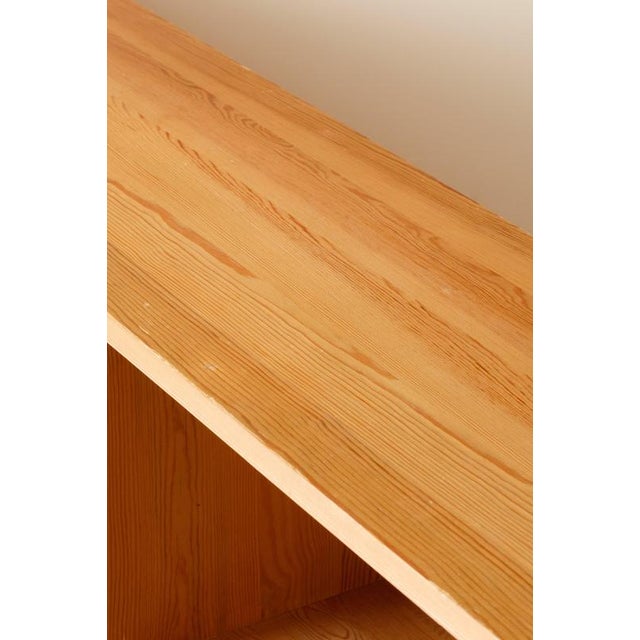 Swedish Modern Bookcase in Pine, 1940s For Sale - Image 6 of 8