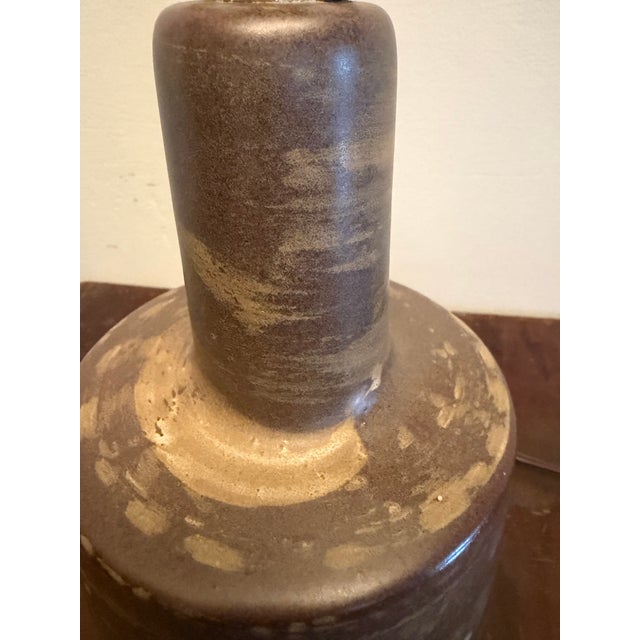 Brown 1960’s Gordon and Jane Martz Lamp For Sale - Image 8 of 11
