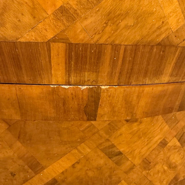 Italian Parquet Burl Wood Bombe Style Chest of Drawers For Sale In Cleveland - Image 6 of 12