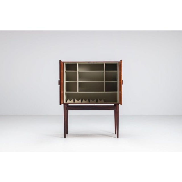 Mid-Century Modern Bar Cabinet in Rosewood by Helge Vestergaard Jensen for Jason Mobler, Denmark, 1960 For Sale - Image 3 of 16