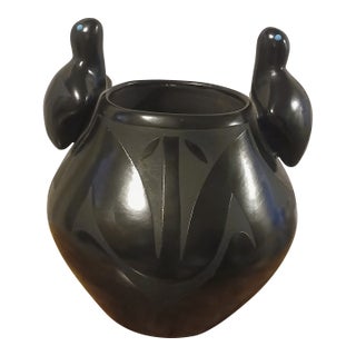 Artist Signed Early 20th Century Black Native American Potery Bowl For Sale