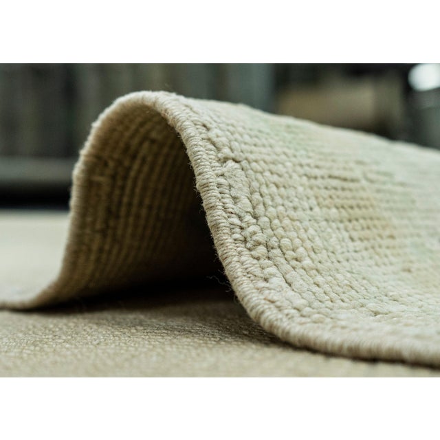 Textile Turkish Vintage Rug 5'10" x 9'7" #20658 For Sale - Image 7 of 8