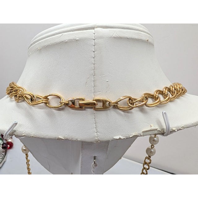 Vintage 1980s Signed Napier Goldtone Faux-Pearl Sautoir Necklace For Sale In Philadelphia - Image 6 of 8