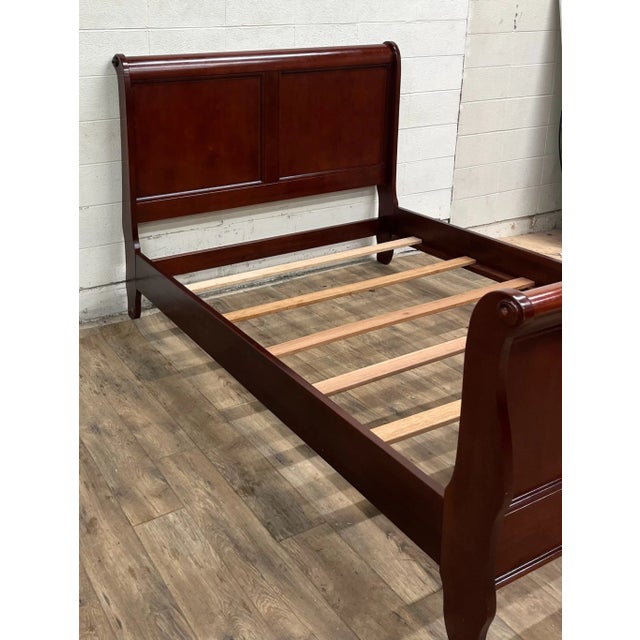 Vintage Full Size Late 20th Century Traditional Louis Philippe Style Sleigh Bed For Sale - Image 9 of 10