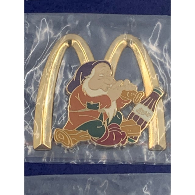Metal McDonalds Coca Cola Snow White and the 7 Dwarfs Promotional Lapel Pins For Sale - Image 7 of 10