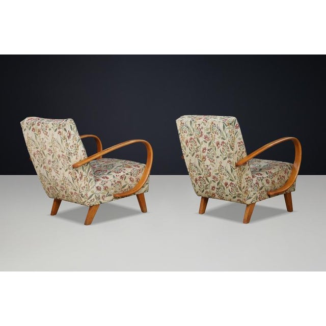 Sculptural Bentwood Lounge Armchairs by Jindřich Halabala, Czechoslovakia, 1940s, Set of 2 For Sale - Image 13 of 17