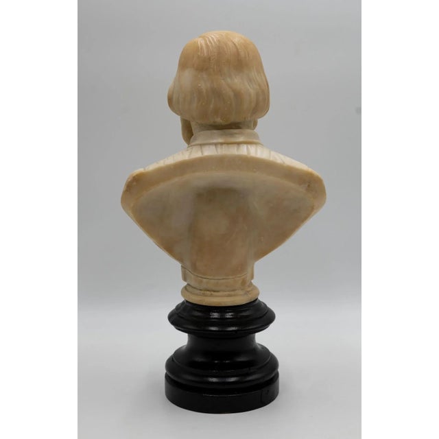 Unknown - Portrait of Giuseppe Garibaldi - Original Marble Sculpture - Late 19th Century For Sale - Image 4 of 5