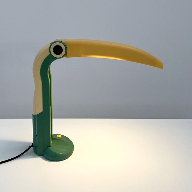 Sea Green and Yellow Toucan Lamp by H.T. Huang for Huanglite, 1980s, in Good conditions. Designed 1980 to 1989 This piece...