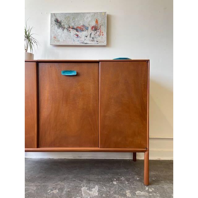 Vintage Mt. Airy Dresser by Ray Sobota, Attributed For Sale In Los Angeles - Image 6 of 16