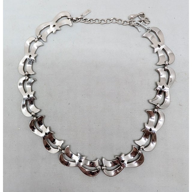 Monet Vintage Signed Monet Textured Rhodium Plated Collar Necklace For Sale - Image 4 of 11