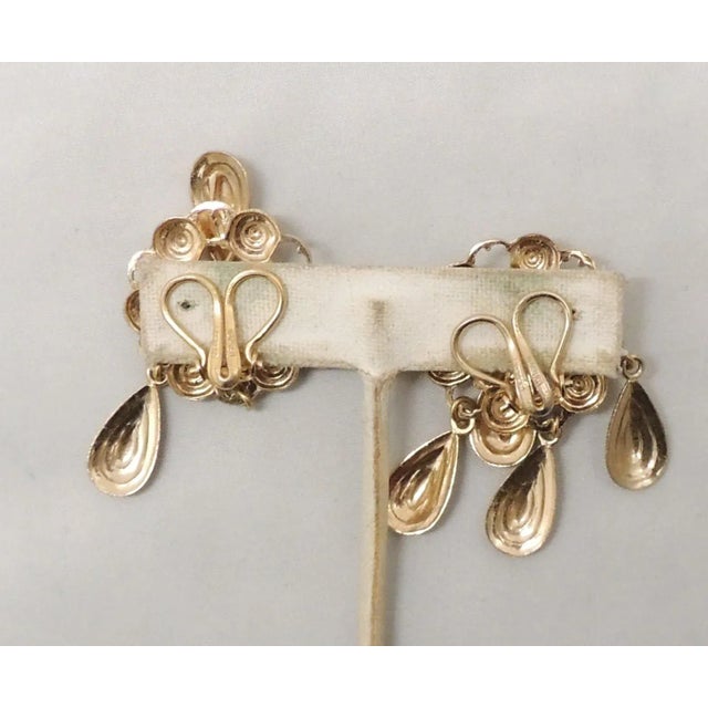 Napier Vintage Signed Napier Goldtone Drops Clip Earrings - 2 Pieces For Sale - Image 4 of 6