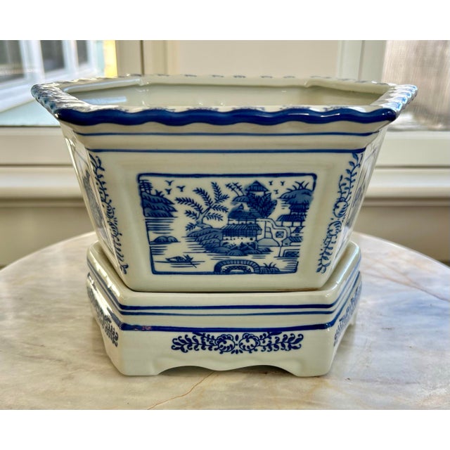 Vintage Chinoiserie Planter W/Tray For Sale - Image 4 of 9