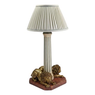 Neoclassical Grand Tour Lion and Fluted Column Table Lamp in Gilt Wood, 1880 For Sale