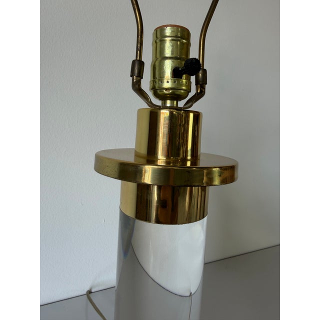 1980s Vintage Postmodern Frederick Cooper Brass & Lucite Table Lamp For Sale - Image 12 of 12