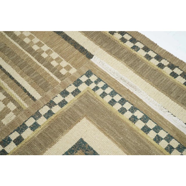 Sumak Rug 4'1'' X 6'1'' For Sale In New York - Image 6 of 10