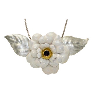 English Sterling & Enamel Flower Necklace, London, 1978 For Sale