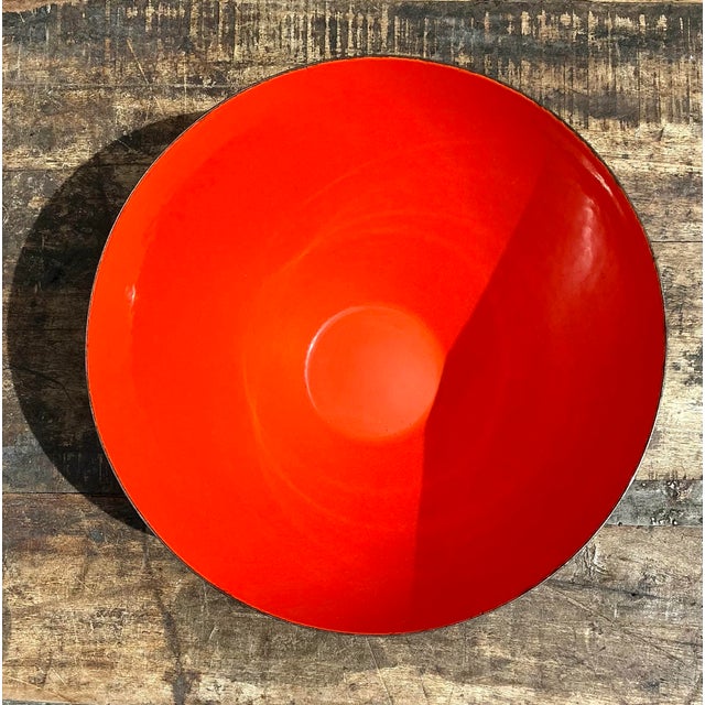 Vintage MCM Enamel Bowl For Sale - Image 11 of 12