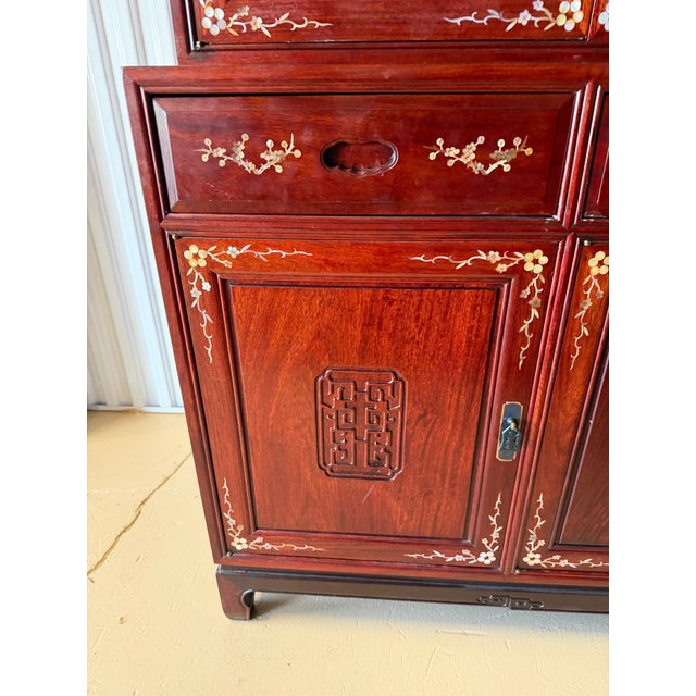 Vintage Chinese Rosewood Mother-of-Pearl Inlaid China Cabinet – 2 Pieces For Sale - Image 17 of 18