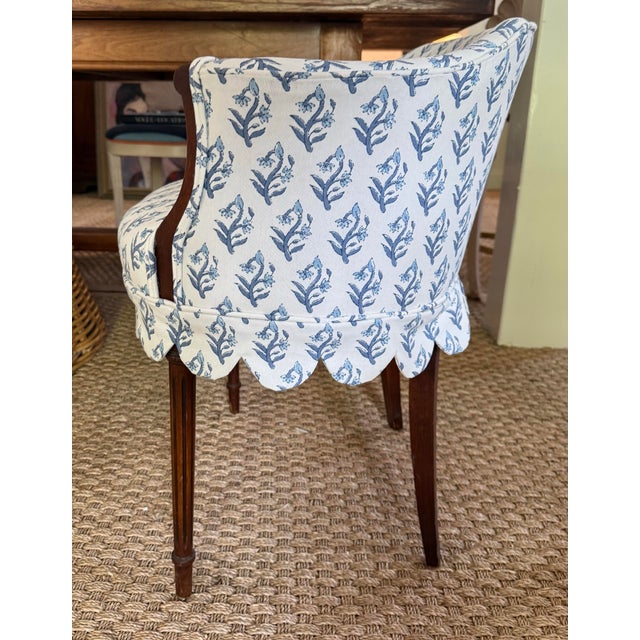 Antique Regency-Style Blue and White Floral Barrel Vanity Chair For Sale - Image 4 of 5