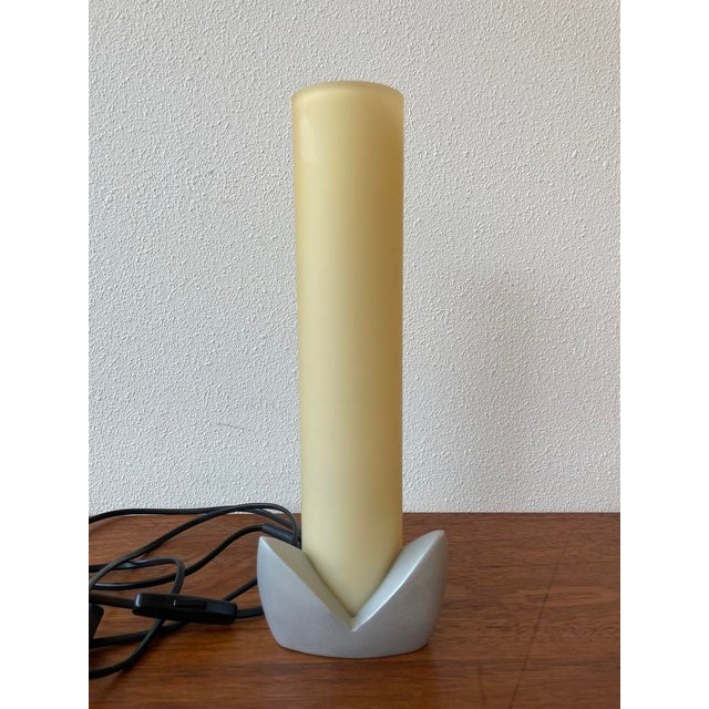 Yellow Murano Glass with Silver Flower Stand Table Lamp from Inside Italy, 1980 For Sale - Image 9 of 9