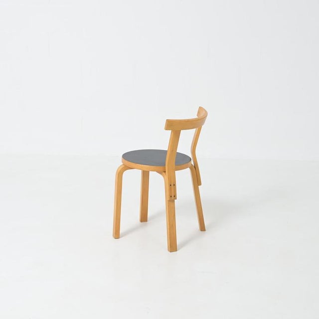 Model 68 Chairs by Alvar Aalto for Artek, 1930s, Set of 4 For Sale - Image 3 of 18