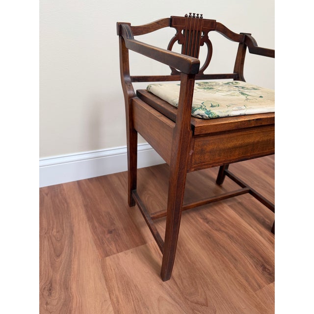 Early 20th Century Edwardian Mahogany Inlaid Piano Stool For Sale In New York - Image 6 of 18