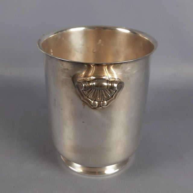 A luxurious piece of silverware for your table: an ice bucket (or seau à glace) from the prestigious french manufacturer...