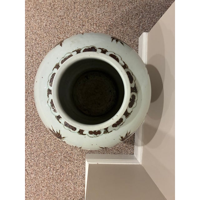 Ethan Allen Ethan Allen Porcelain Temple Jar Featuring a Brown Bamboo Motif For Sale - Image 4 of 5