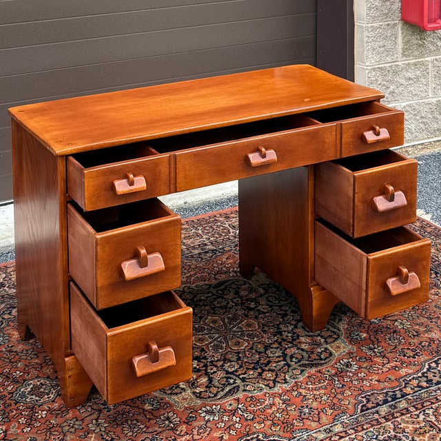 American Antique Cushman of Vermont Early American Rustic Solid Maple 5 Drawer Writing Desk For Sale - Image 3 of 14