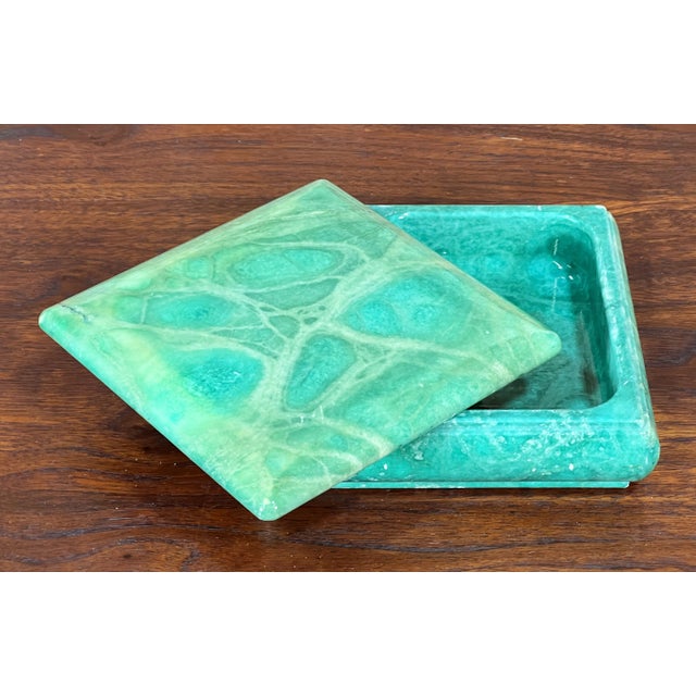 Fantastic vintage c.1960's/70's Italian green alabaster swivel top lidded box! Would be lovely on a vanity, or as a small...