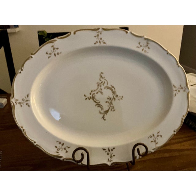 English English Serving Dish by Royal Doulton. Monteigne H4954 For Sale - Image 3 of 12
