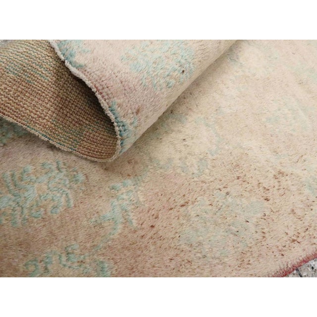 Galerie Shabab Collection Mid-20th Century Turkish Anatolian Throw Rug For Sale - Image 9 of 9